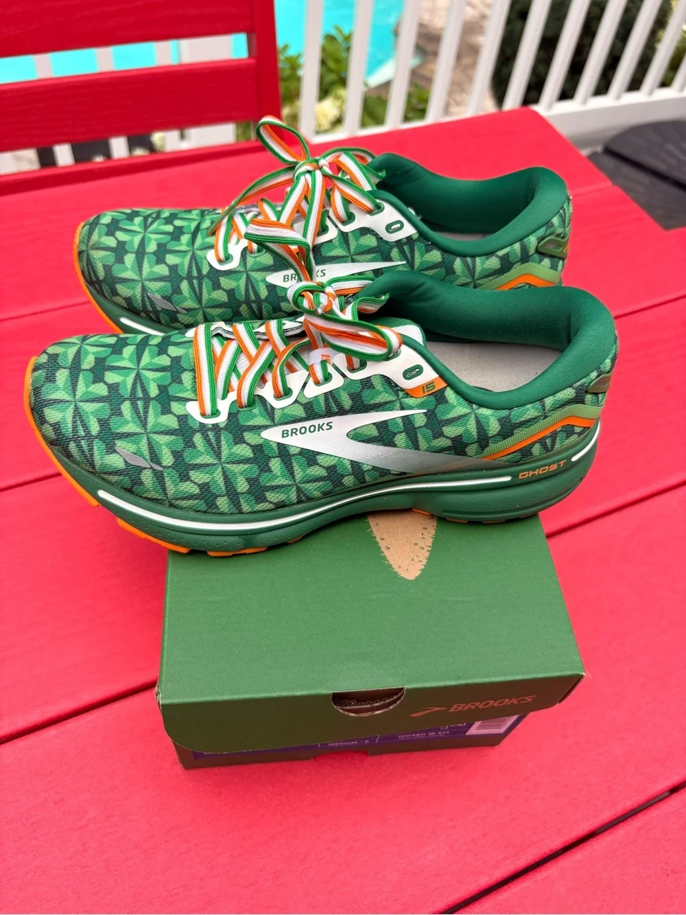 Brooks Ghost 15 St Patrick’s Day/Irish Women’s Running Sneakers